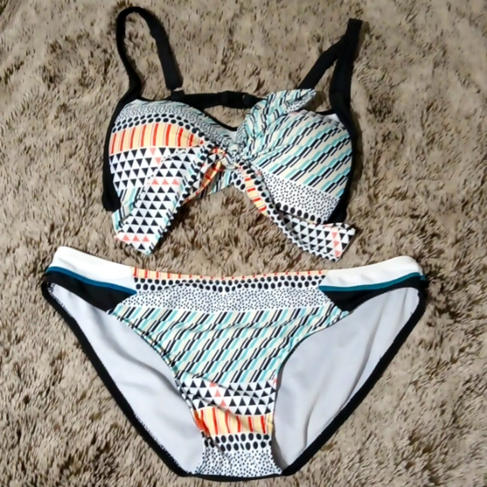 Multicolored swimsuit  like new